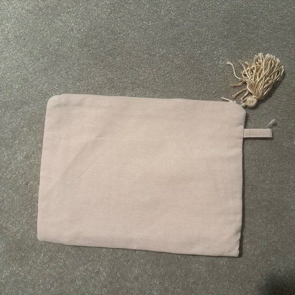 New pink embellished bag made in India - Picture 6 of 6